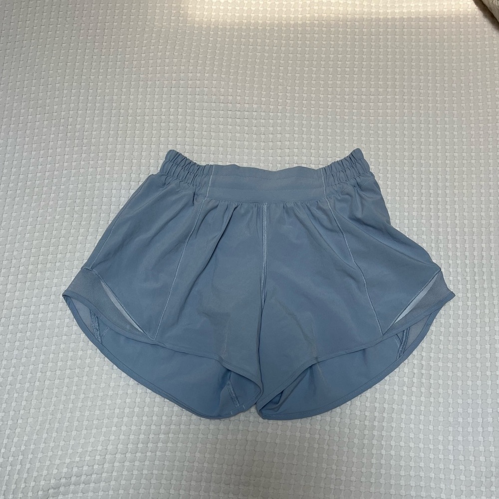 Lululemon 4 inch Hotty Hot Short- Blue Linen